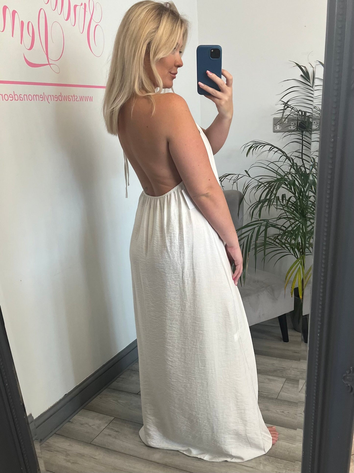 Scallop Detail Maxi Dress in White image 2